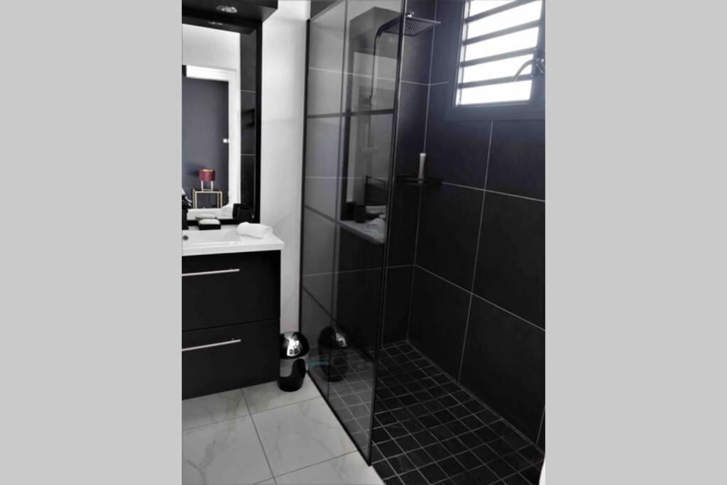 Villa Palm Diamond Jacuzzi & Piscine Prives Le Diamant Exteriör bild